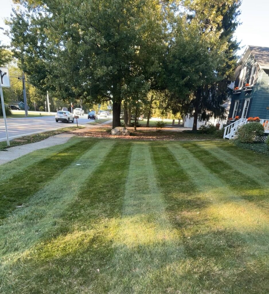 Lawn Mowing Westlake ohio